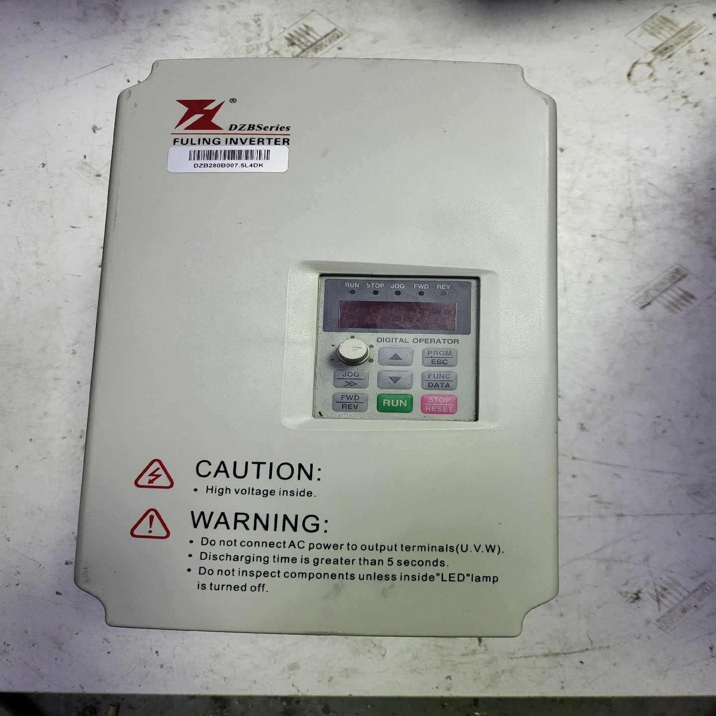 富菱变频器7.5KWDZB280B007.5L4DK原装