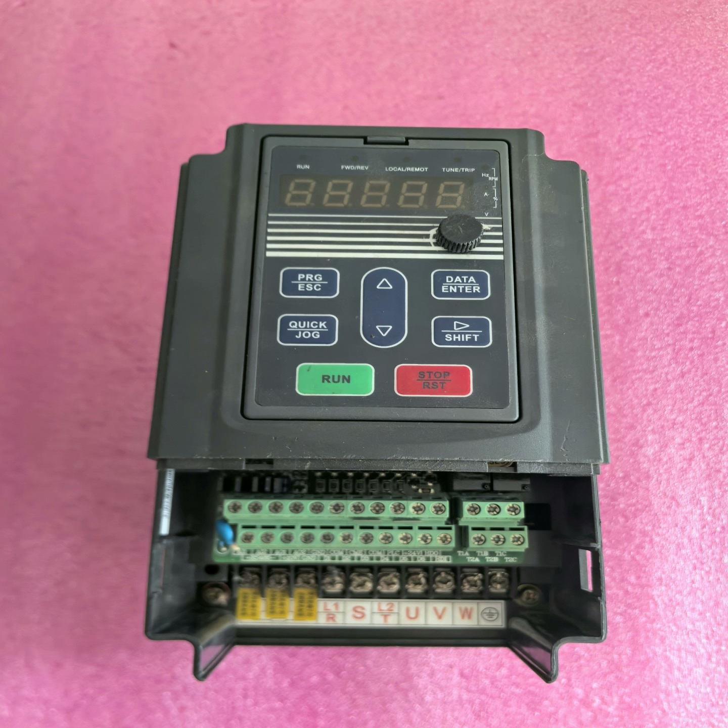 迈凯诺变频器KE300-0R7G1R5P-T4380V1议价商品