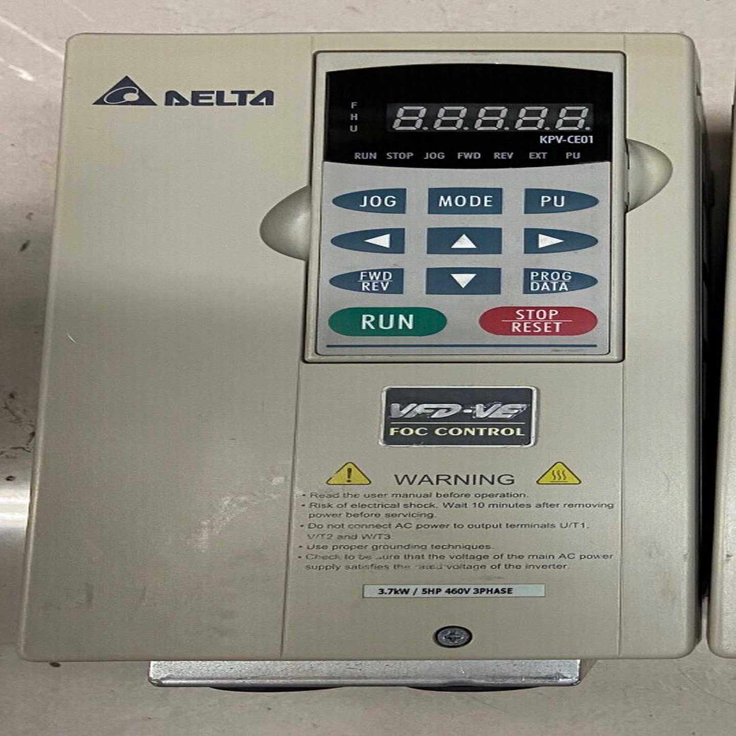 主轴用变频器VFD037V43A-2功率3.7kw电压3