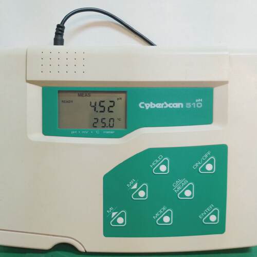 10643 EUTECH INSTRUMENTS CYBERSCAN PHMV C METER PH 510