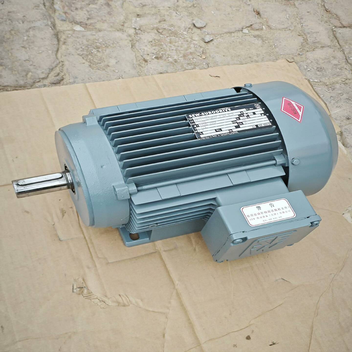 【请询价】SEW赛威电机马达DM100LS4