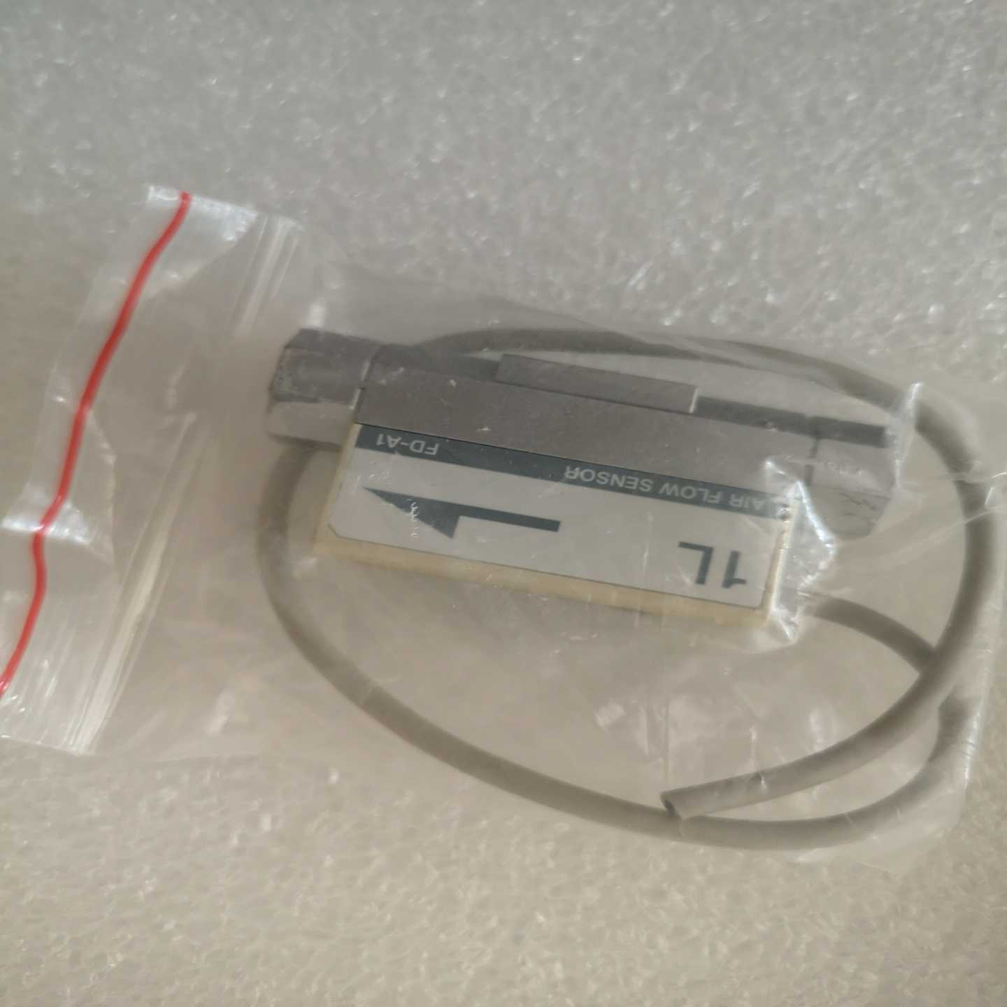 6ES7138-4DA00-0AB0裸机，有瑕疵，不询价