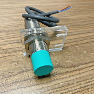 Detektor Kapazitiver CBN1518GS75E2V1 PepperlFuchs