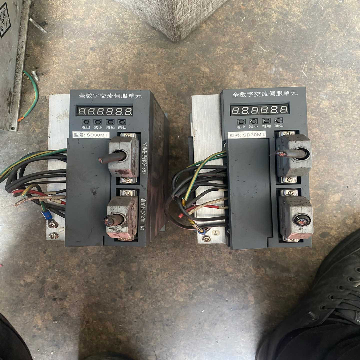宇海伺服驱动器SD30MT，功能正常，运费倒付。适用