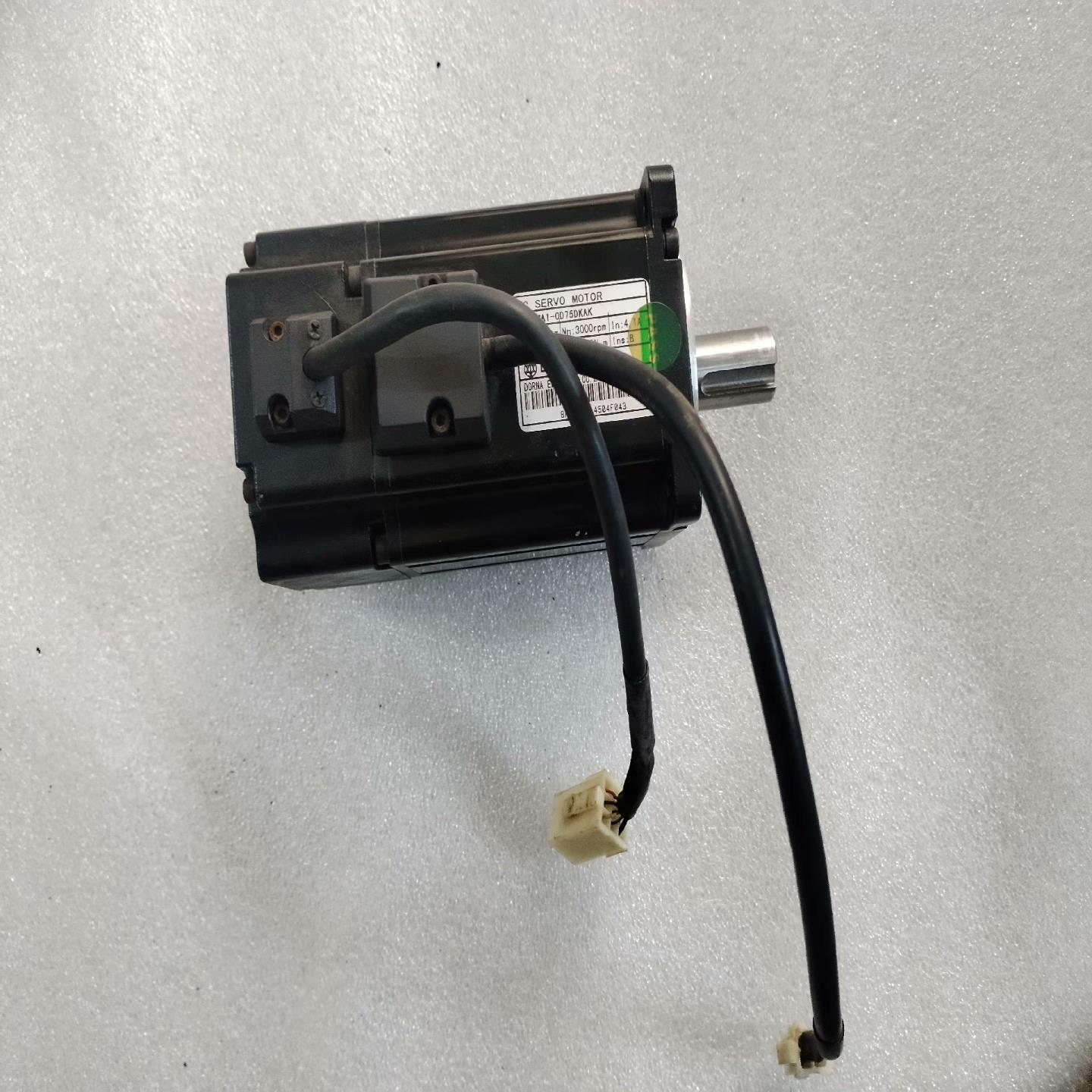 东菱电机80DNMA1-0D75DKAK 750W ~询价