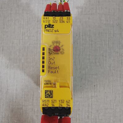 Pilz PNOZ s4 750104 Module Damaged Frame