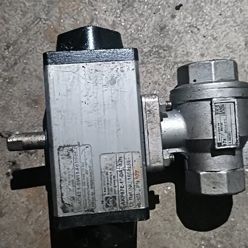 【询价】半自动阀体 AKP87E-1”-DA042N  165828
