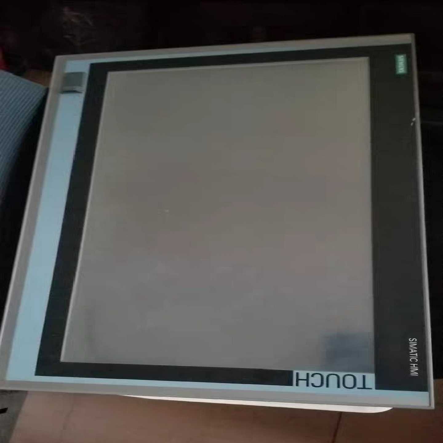 6AV7260-1HM30-0XX6成色漂亮功能完好议价出，--议价商品