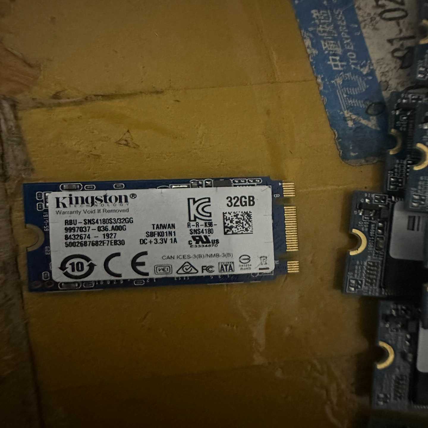 议价KingstonqRBU-SNS4180S332GJ32现货/维修