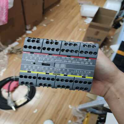 2TLA020070R1700模块成色不错询价