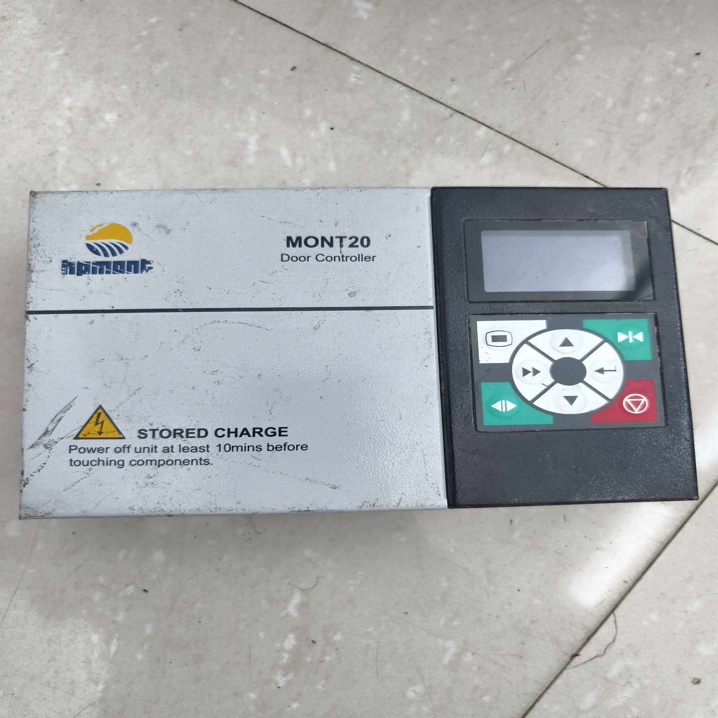 海普蒙特电梯门机变频器MONT20，型号MT20-2S0P4