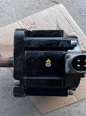 寻..SGM7G-30AFC61安川马达2.9KW，成色如图，