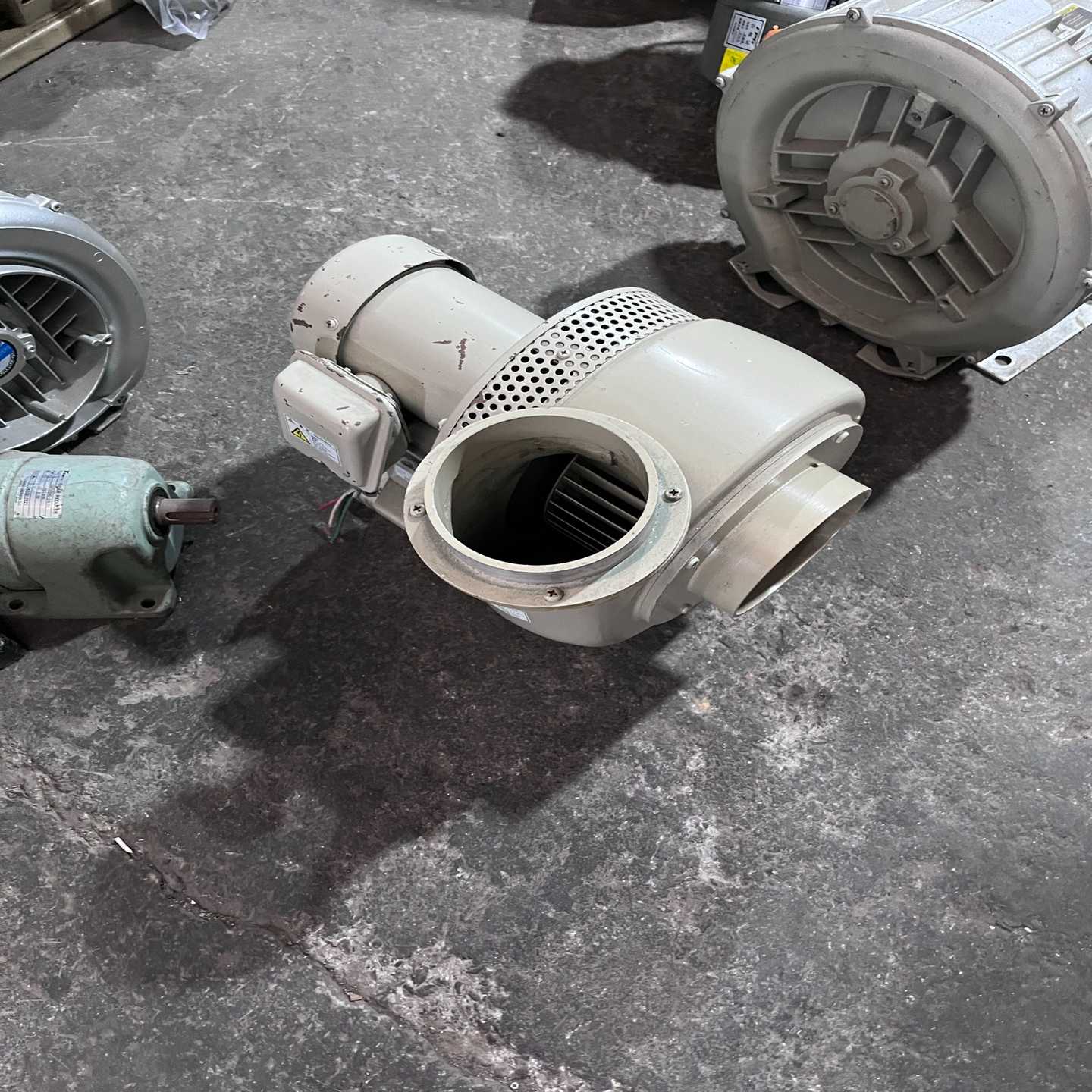 询价日本昭和进口离心风机，型号EC-75THT-R313，功率0