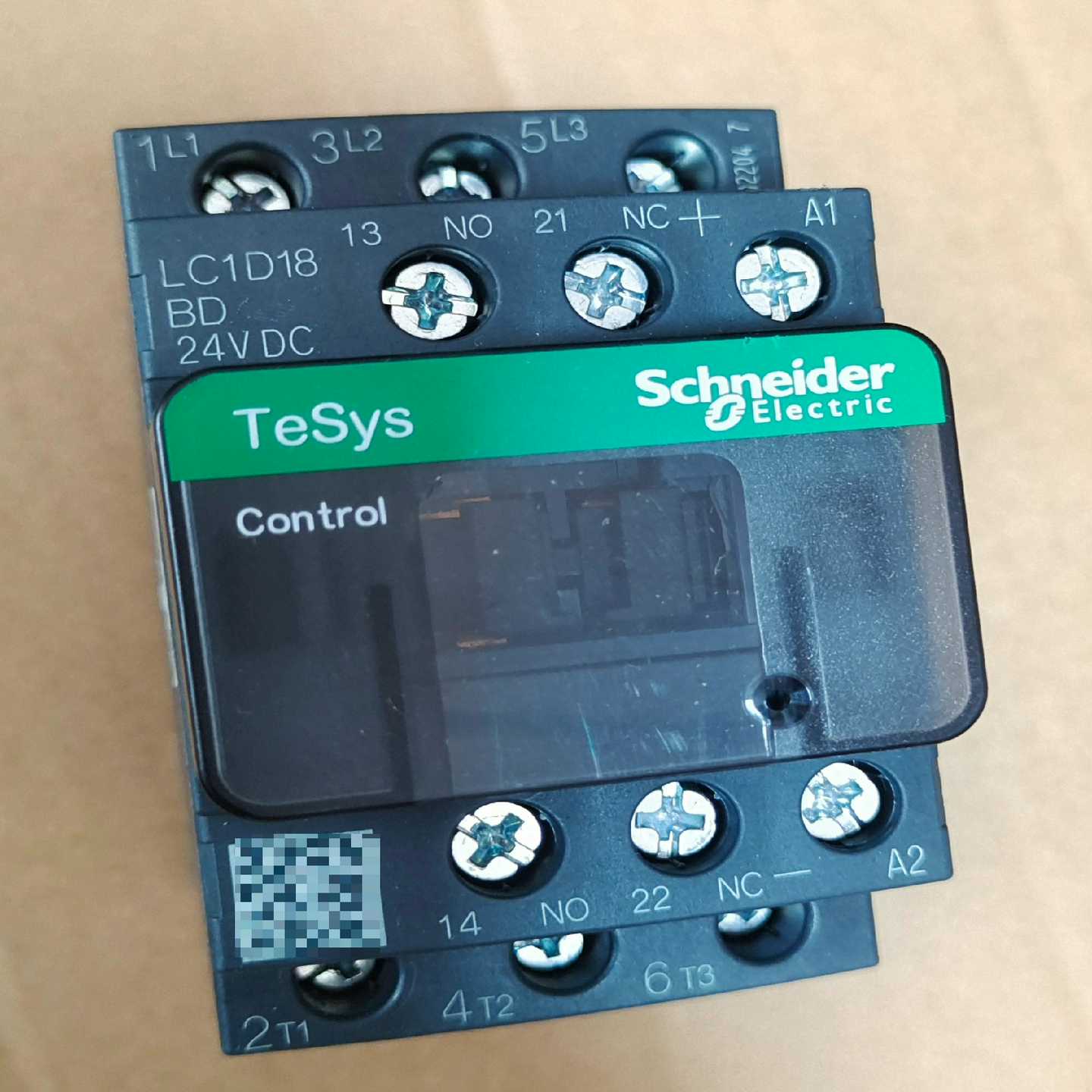 询价施耐德TeSys接触器LC1D18BDC，24VDC线圈电压