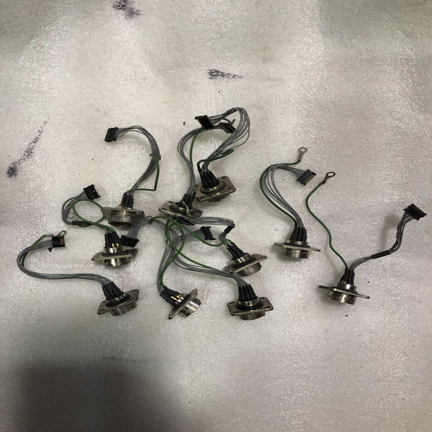 议价三菱编码器插头DDK10芯，原装拆机，不含邮。