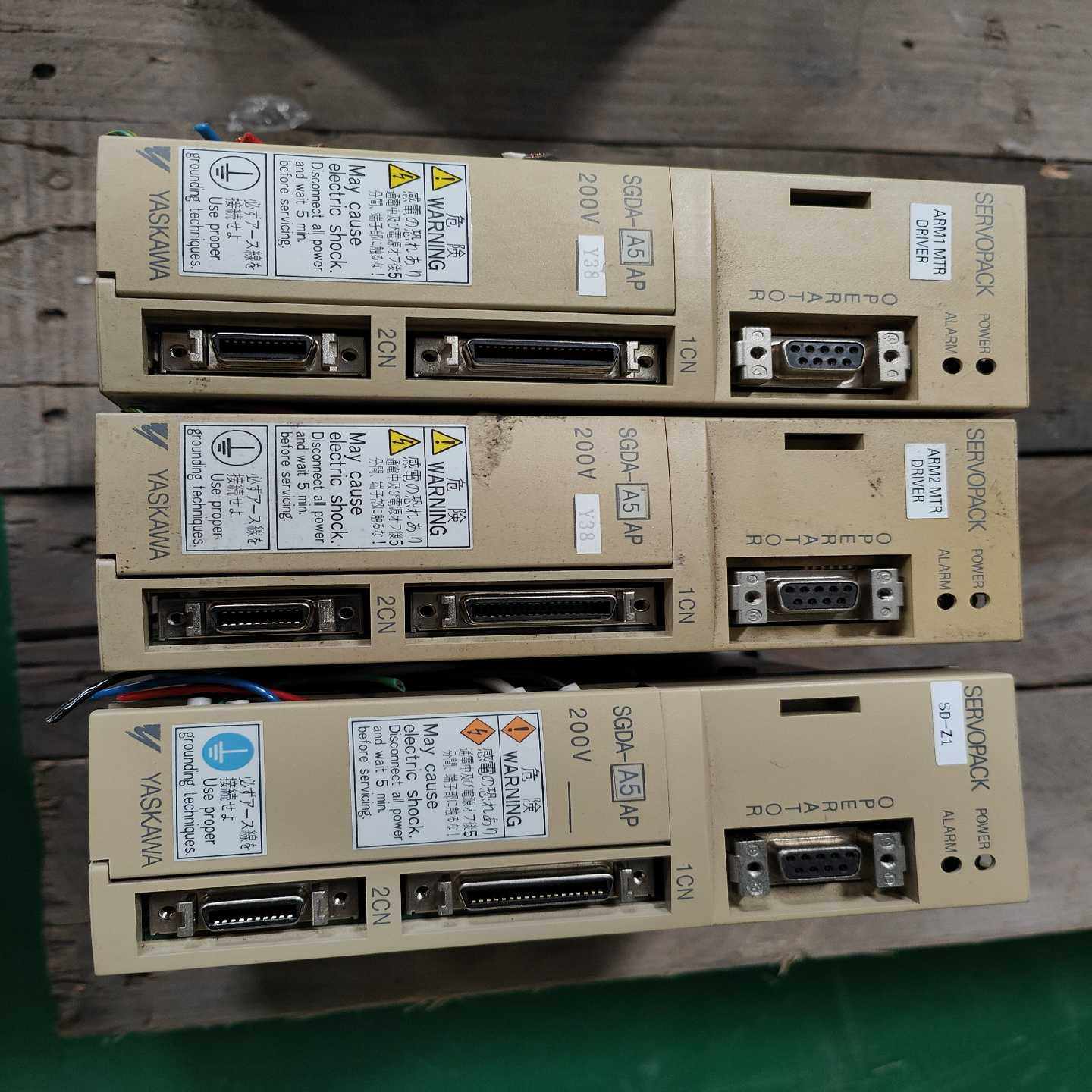 YASKAWA/安川SGDA-A5AP伺服器(HJD电子）