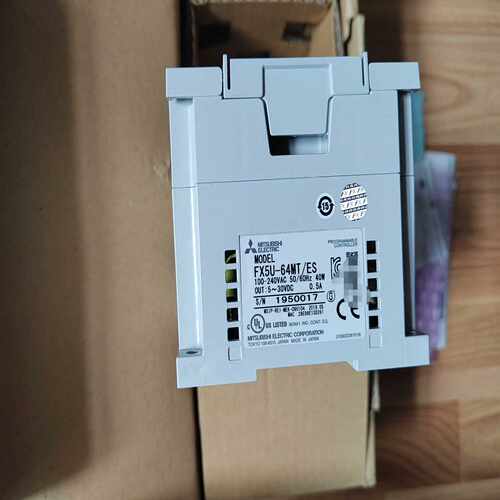 全新原装进口三菱FX5U-64MT/ES 现货PLC实物拍摄~议价