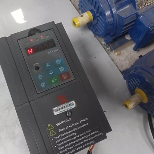 寻X富凌变频器3.7KWBD3303R7G5R5P4成