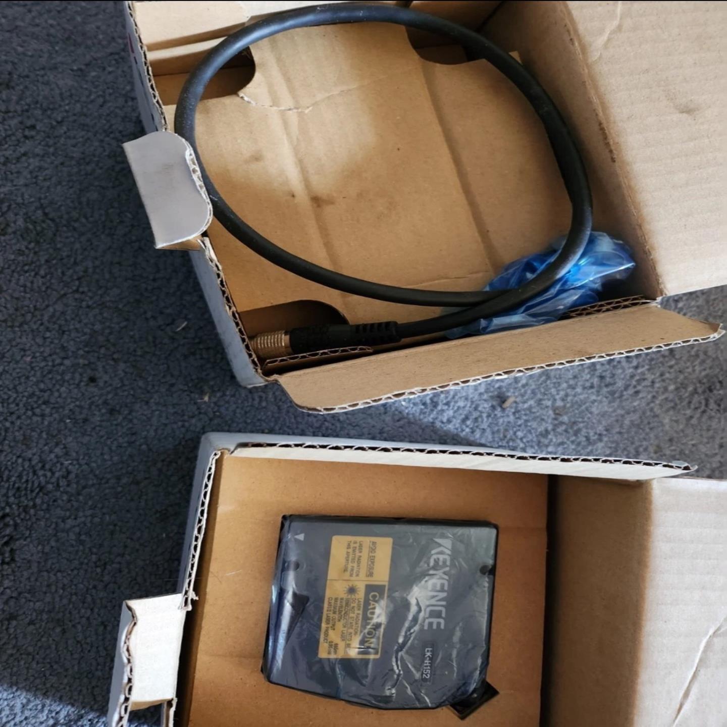 【议价】基恩士 Lk-H152 传感器头点型激光 Class 2