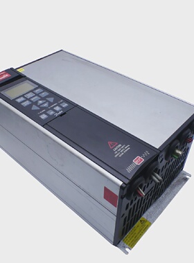 Danfoss VLT5001PT5C20STR3D0F00A00 Frequenzumrichter 175Z0116