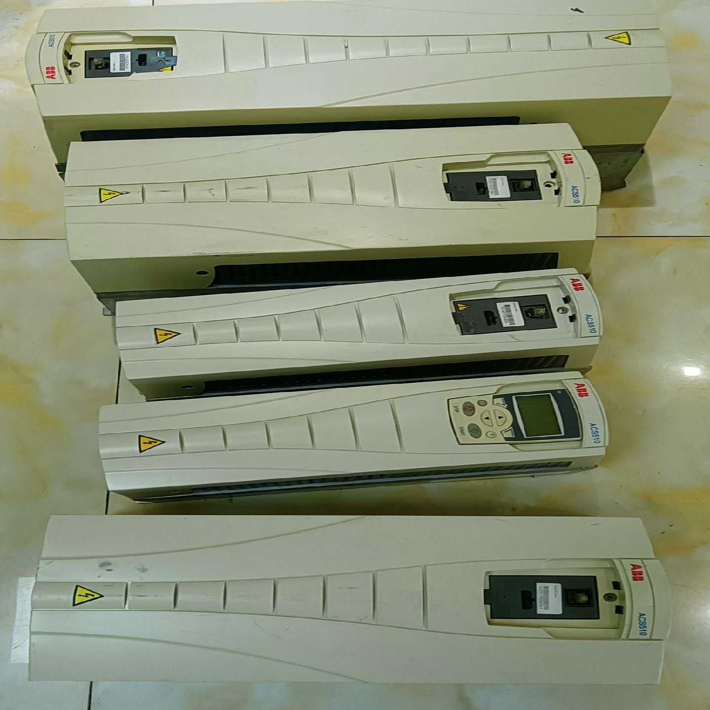 ABB变频器ACS510-01-025A-4ABB／ACS5【鑫鑫商铺】