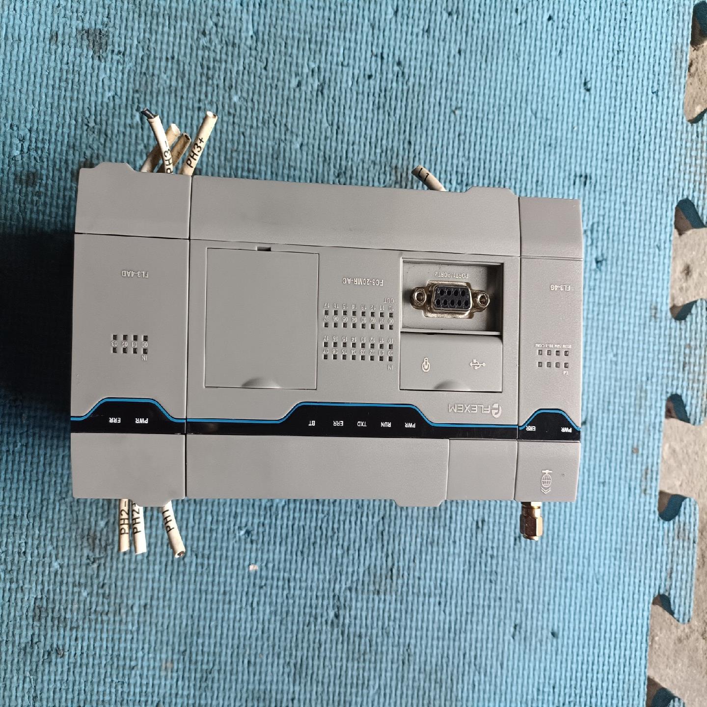 繁易PLC刚拆机成色如图完好无损功能包好，型号看图片，--议价商