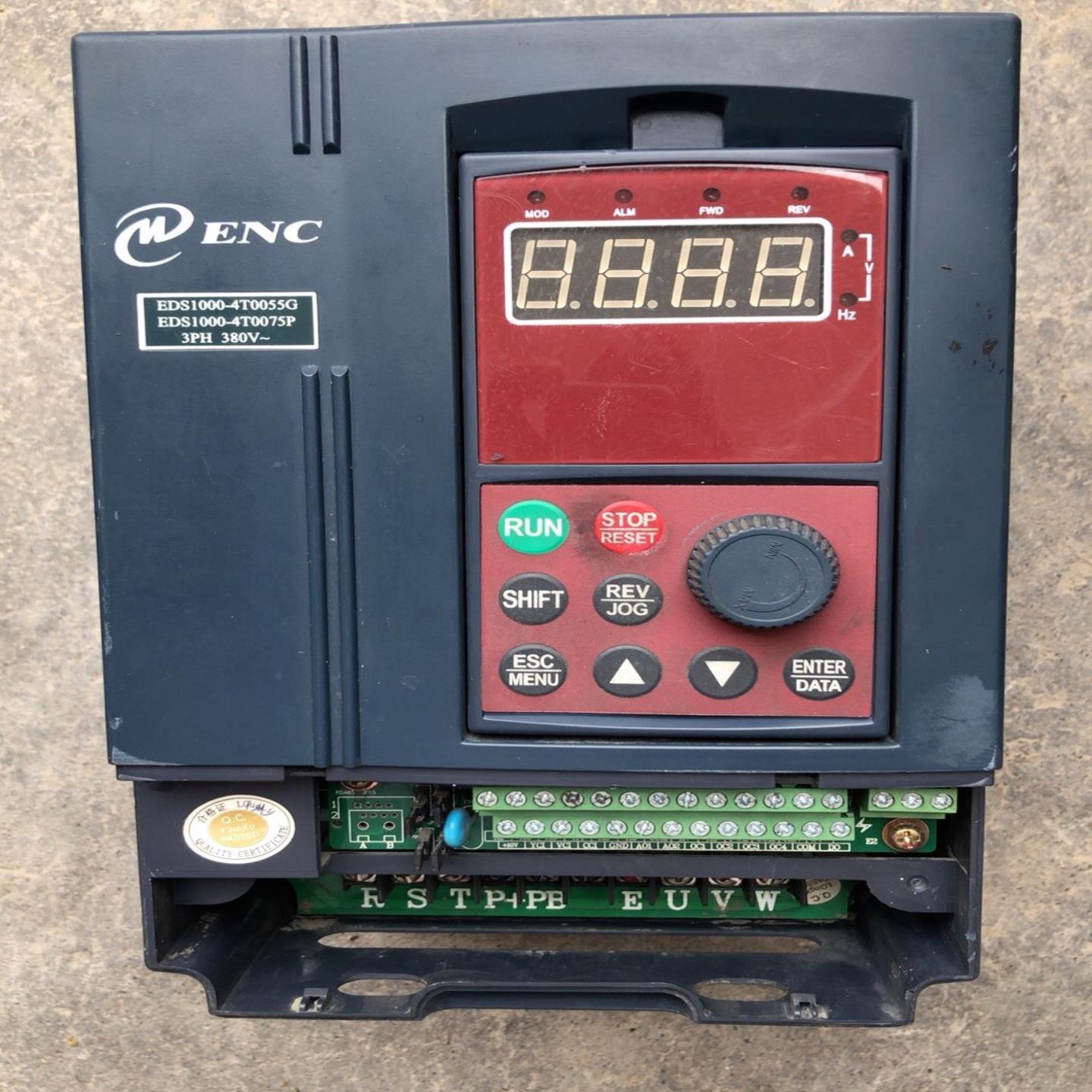 易能变频器  型号EDS1000-4T0055G/0075P（佳毅工控）