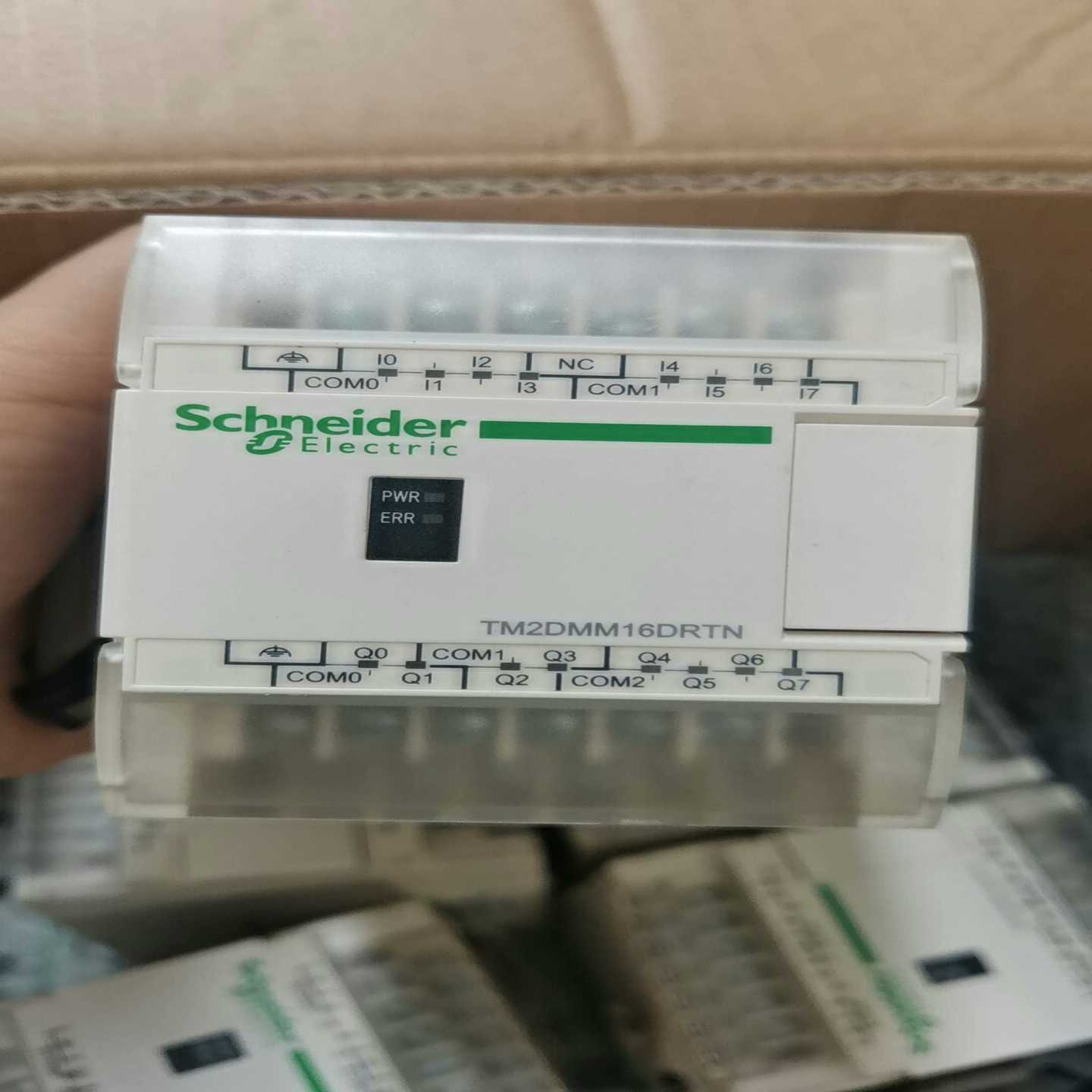 施耐德TM2DMM16DRTN扩展模块，实物拍摄，功能正常，--议价商品