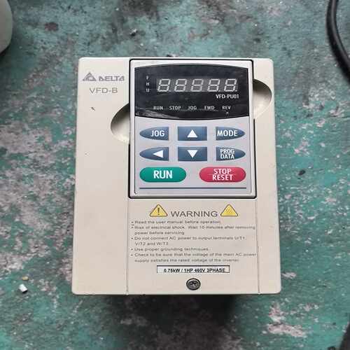 变频器VFD007B43A0.75KW380V