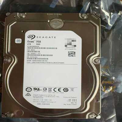 希捷4T，型号ST4000NM0025，SAS服务器硬盘，3