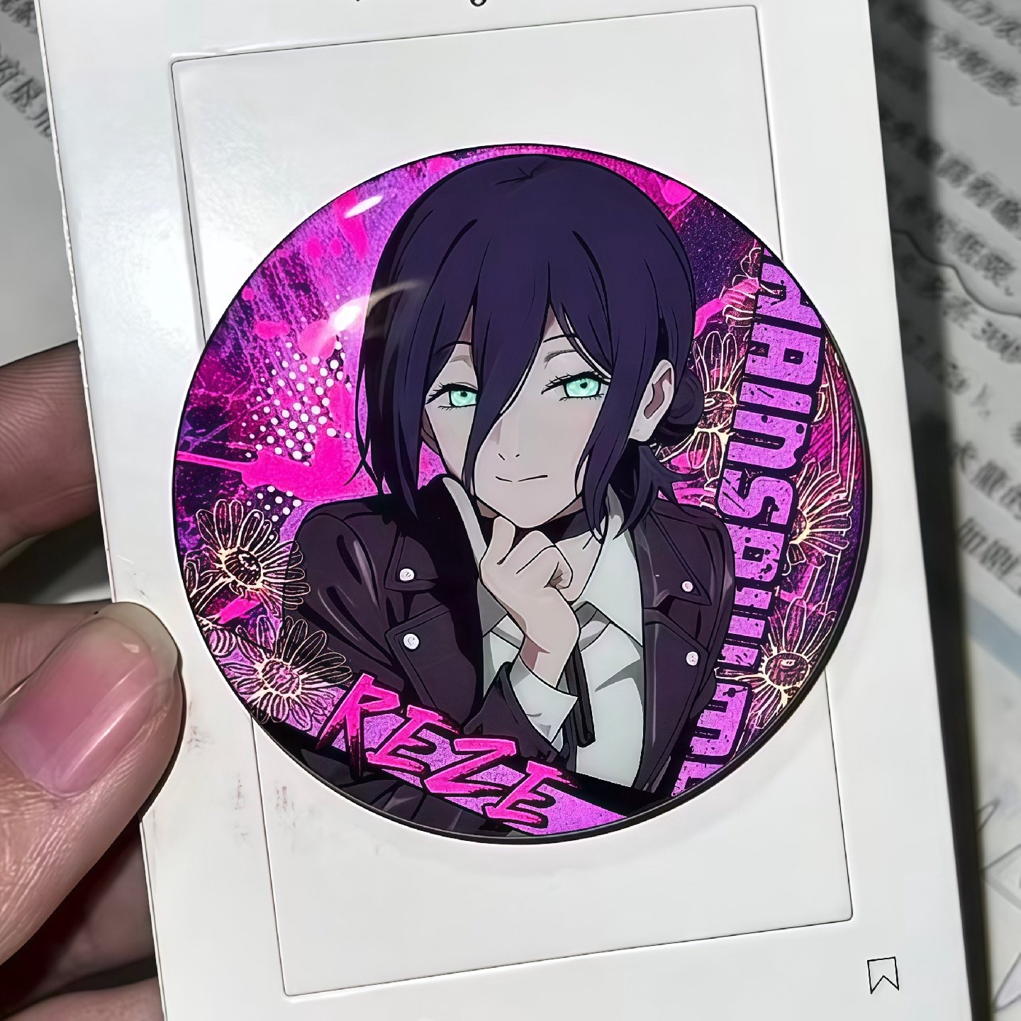 电锯人蕾塞吧唧动漫周边双闪反光徽章高颜值二次元包包装饰品挂件,模玩/动漫/周边/娃圈三坑/桌游,动漫徽章/立牌,淘宝优惠券,粉丝福利购,淘宝优惠卷