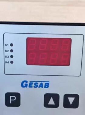 GESAB锅炉控制器，原装正品，外观干净，按键清晰，显示屏无--议