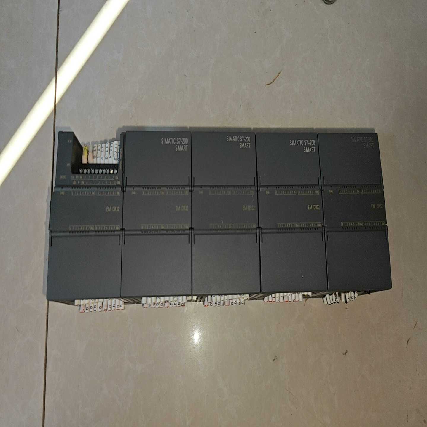 西门子6ES7288-2DR32-0AA0五个-议价