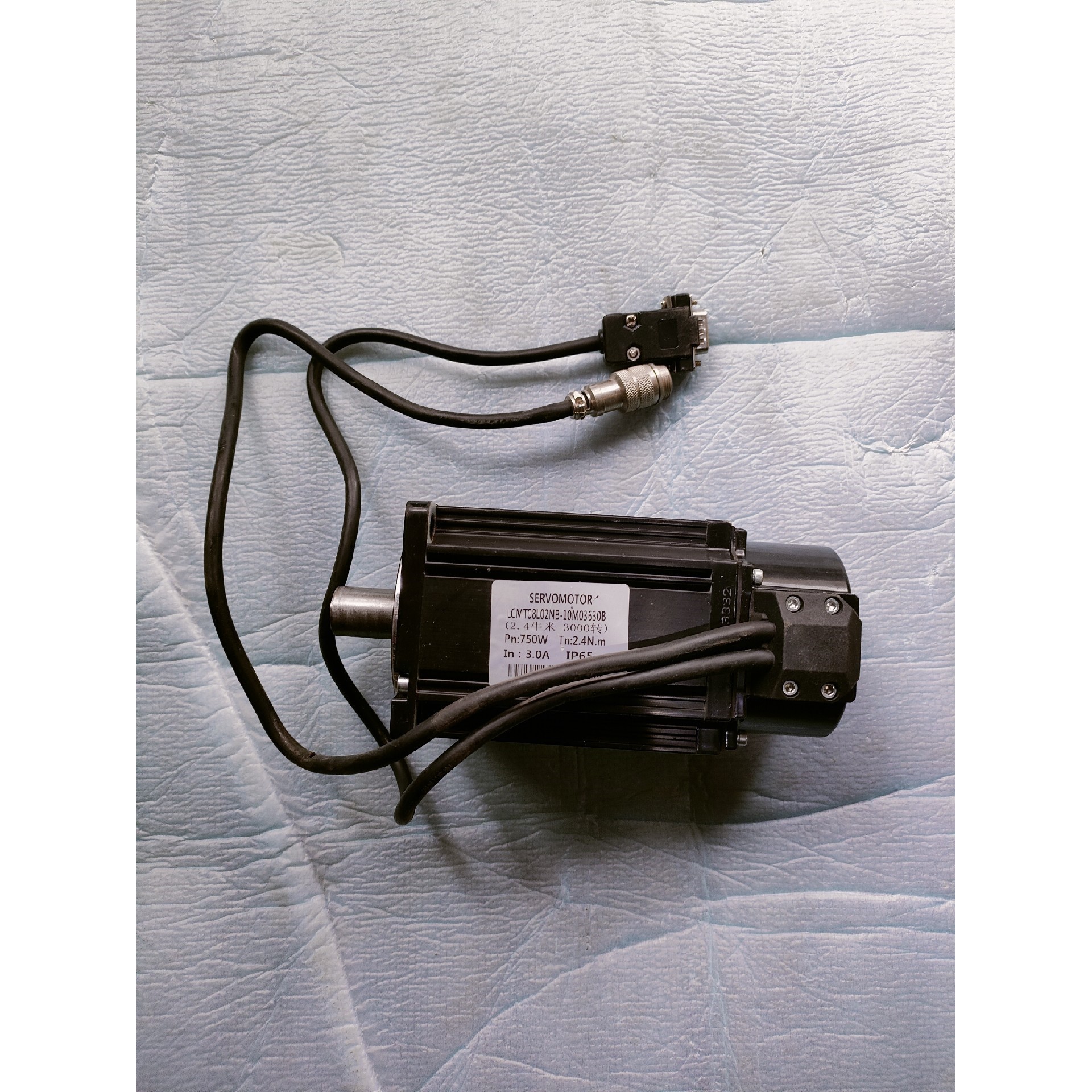 售前询价LCMT08L02NB-10M03630B 伺服马达750w