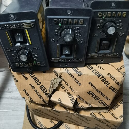 询-US52减速电机调速器马达开关220V90W