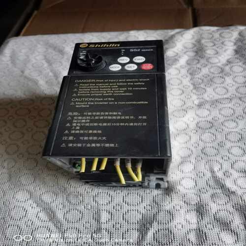 士林变频器ss2-043-1.5K380V1.5Kw实物（零零电子）