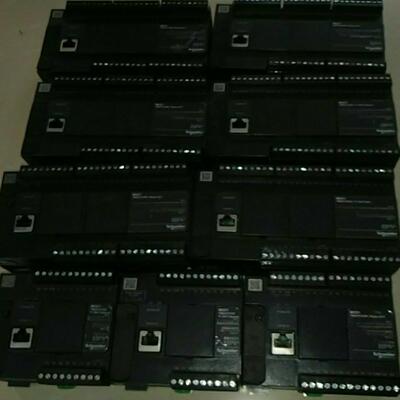 施耐德TM221C40R/T/U。TM221C24R。