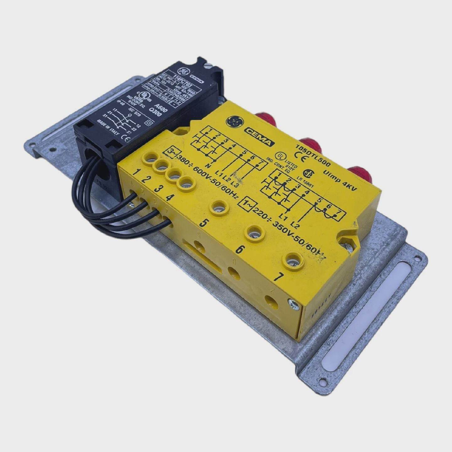 Cema 105DTL500 Safety Switches 114FCT03 for Industrialist Us - 实物图