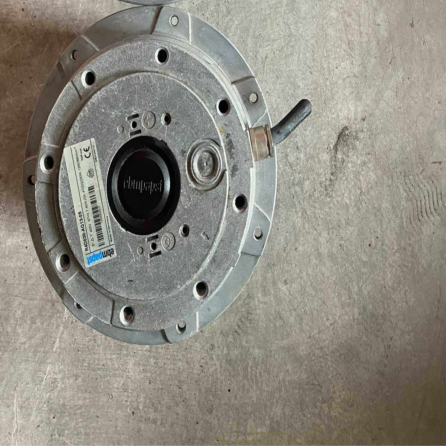 R4D630-AQ13-05德国EBM风扇实物实拍--议价商品
