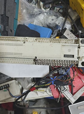 MITSUBISHI2NPLC一个型号：FX2n-12