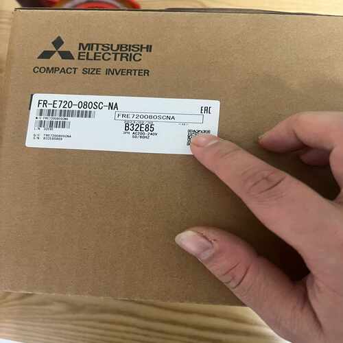 FR-E720S-110SC-EC三菱变频器质保一年包装