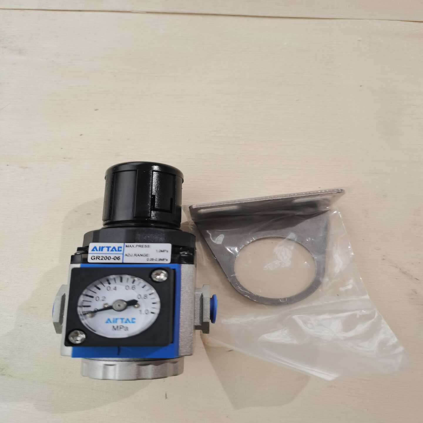 亚德客压力阀GR20006F1--议价商品