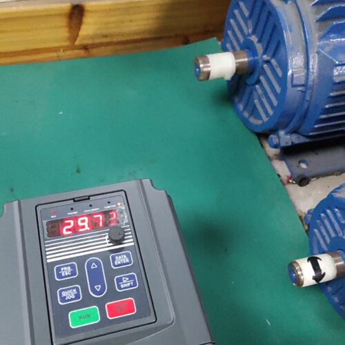 寻迈凯诺变频器4KWKE300A004G5R5PT4