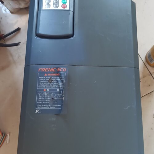 寻富士变频器拆机一台FRN22F1S4J