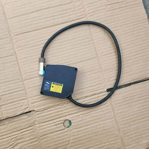 OPTEX激光传感器CD-MB242，功能正常，成色漂亮{议价}