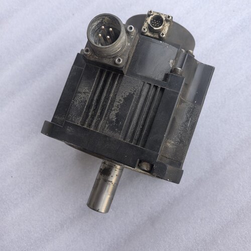 议价HFSN102JS100三菱伺服电机二手拆机一台成