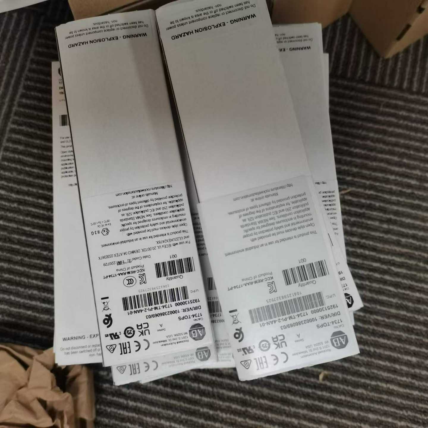 AB美国17l34-TOPS1769-PA41769-ECR美国罗克韦尔PLC模块现货