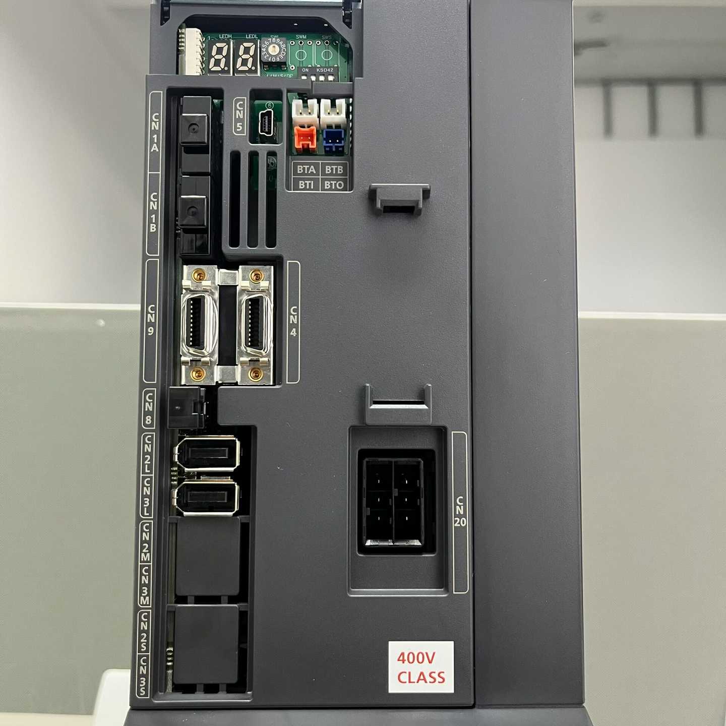 FX3U-2HC1PG2HSY4HSX16CCL6议价