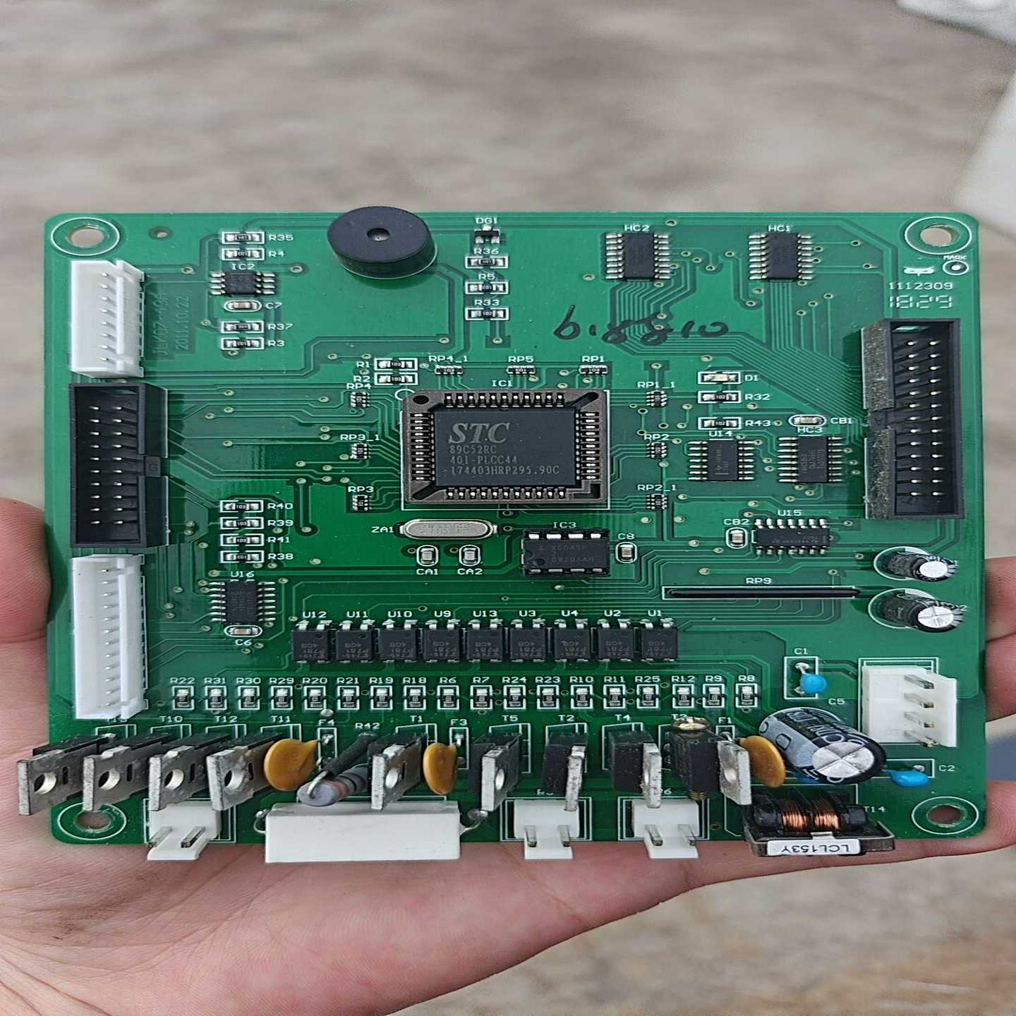 询价STC89C52RC.401-PlCC44一张板，成