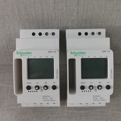 LOT 2PCS SCHNEIDER ELECTRIC CCT15441 ACTI9 IHP 1C PROGRAMMAB